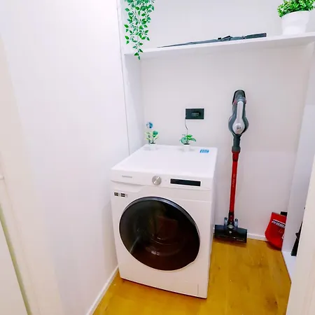 Theater House Wi-fi, Ac Apartment